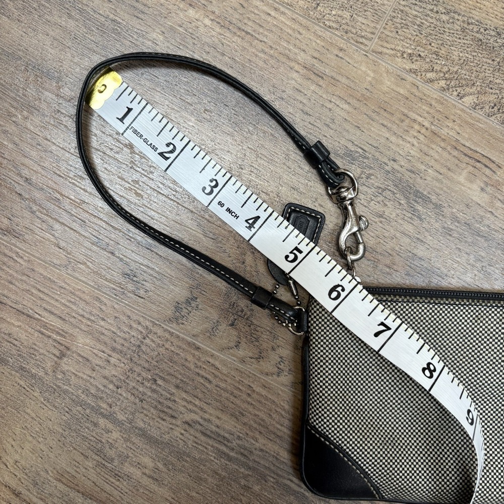 Vintage Coach Small Wristlet Black Checkered Fabric and Leather - Picture 9 of 9